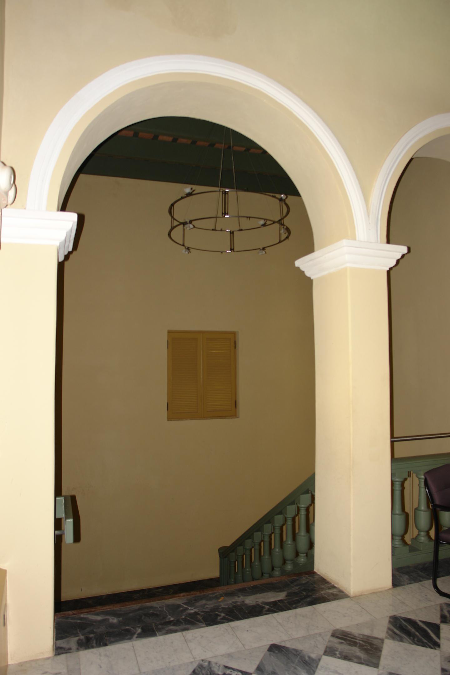 Calle de la Fortaleza 56 - Antigua Real Audiencia - Conservatorio De Artes Del Caribe - San Juan (Viejo San Juan) - 2011 00016